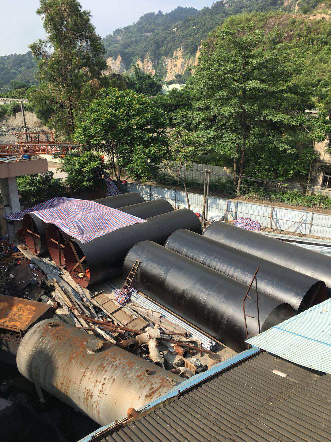 鋼結構工藝系統池現場施工中